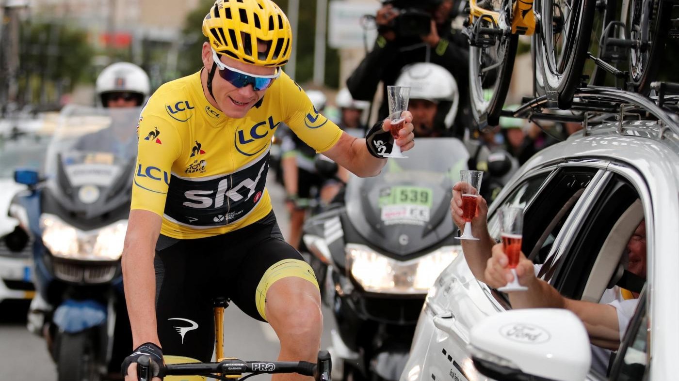 Froome, quarto trionfo al Tour. “Fiero di essere nella storia”