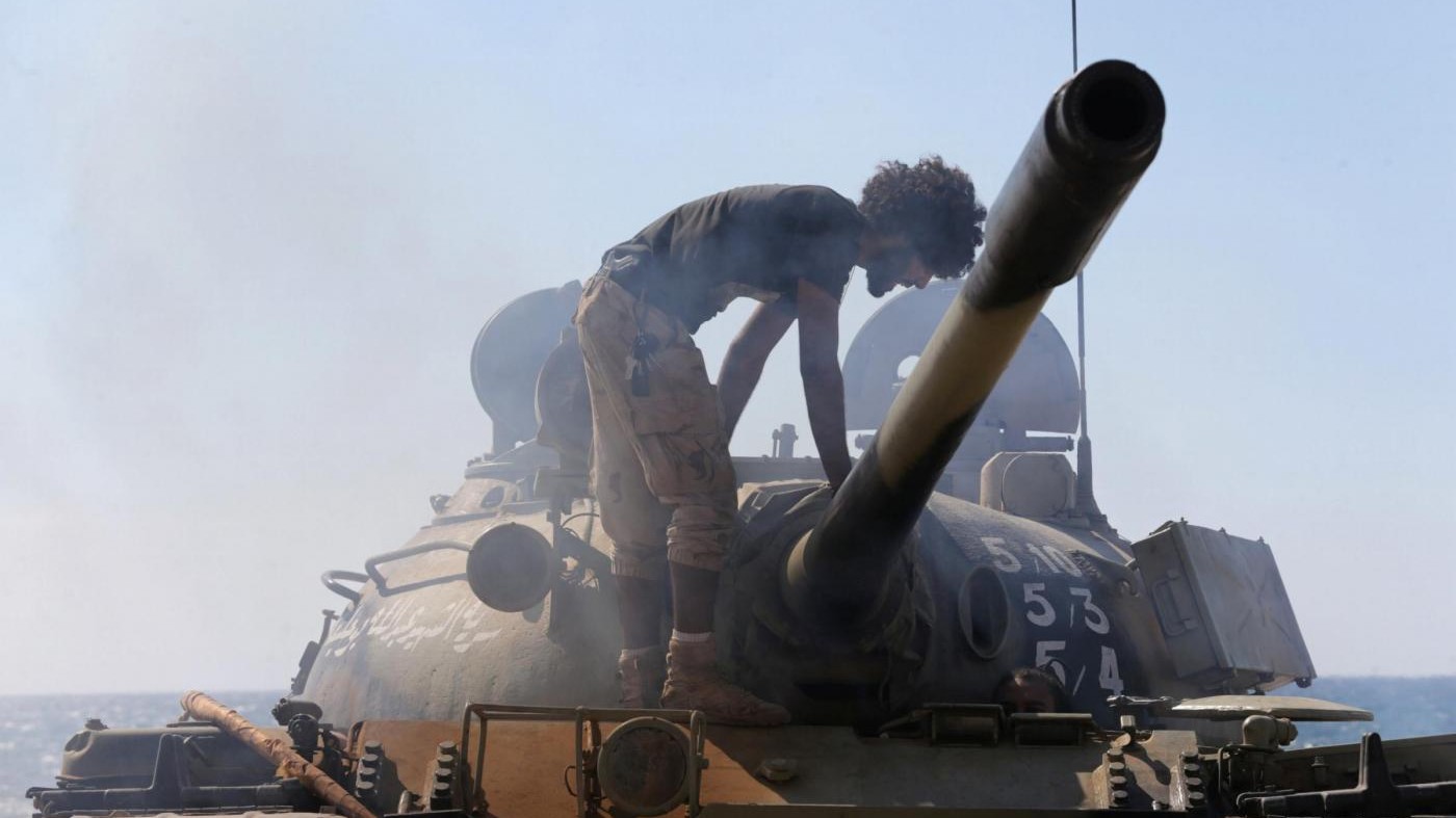 Libia, verso accordo Serraj-Haftar: Cessate il fuoco e voto