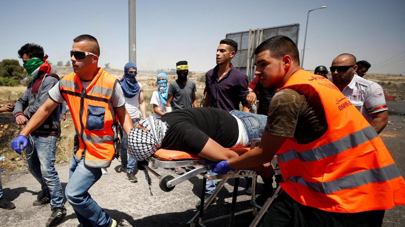 Cisgiordania, ucciso palestinese. Ha attaccato i soldati col coltello