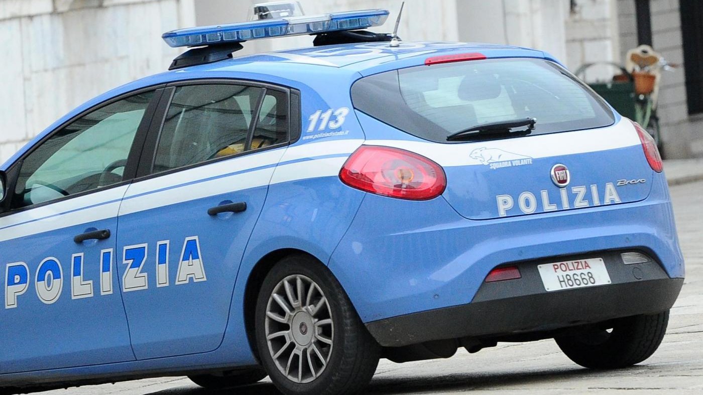 Ferrara, uccide moglie e figlio, dà fuoco alla casa e si suicida