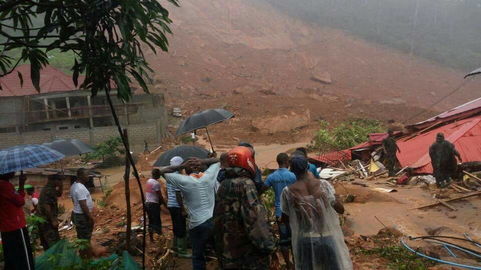 Sierra Leone, oltre 300 morti sotto il fango: strage di bambini