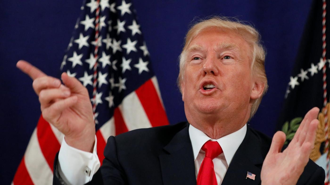 Trump: Fatti Charlottesville colpa anche di sinistra