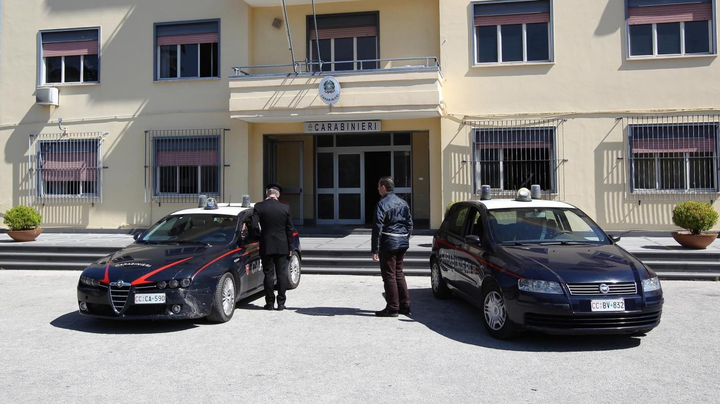 Camorra, scambio elettorale ed estorsione: operazione a Salerno
