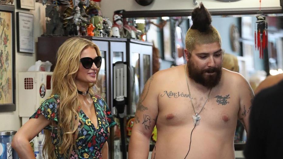 FOTO Paris Hilton e l’eccentrico amico Fat Jewish a Hollywood
