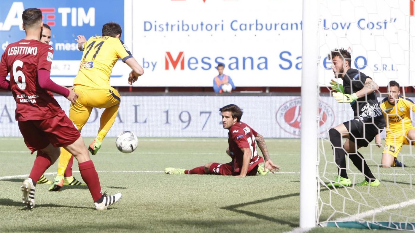 FOTO  Serie B, Trapani-Verona 0-2