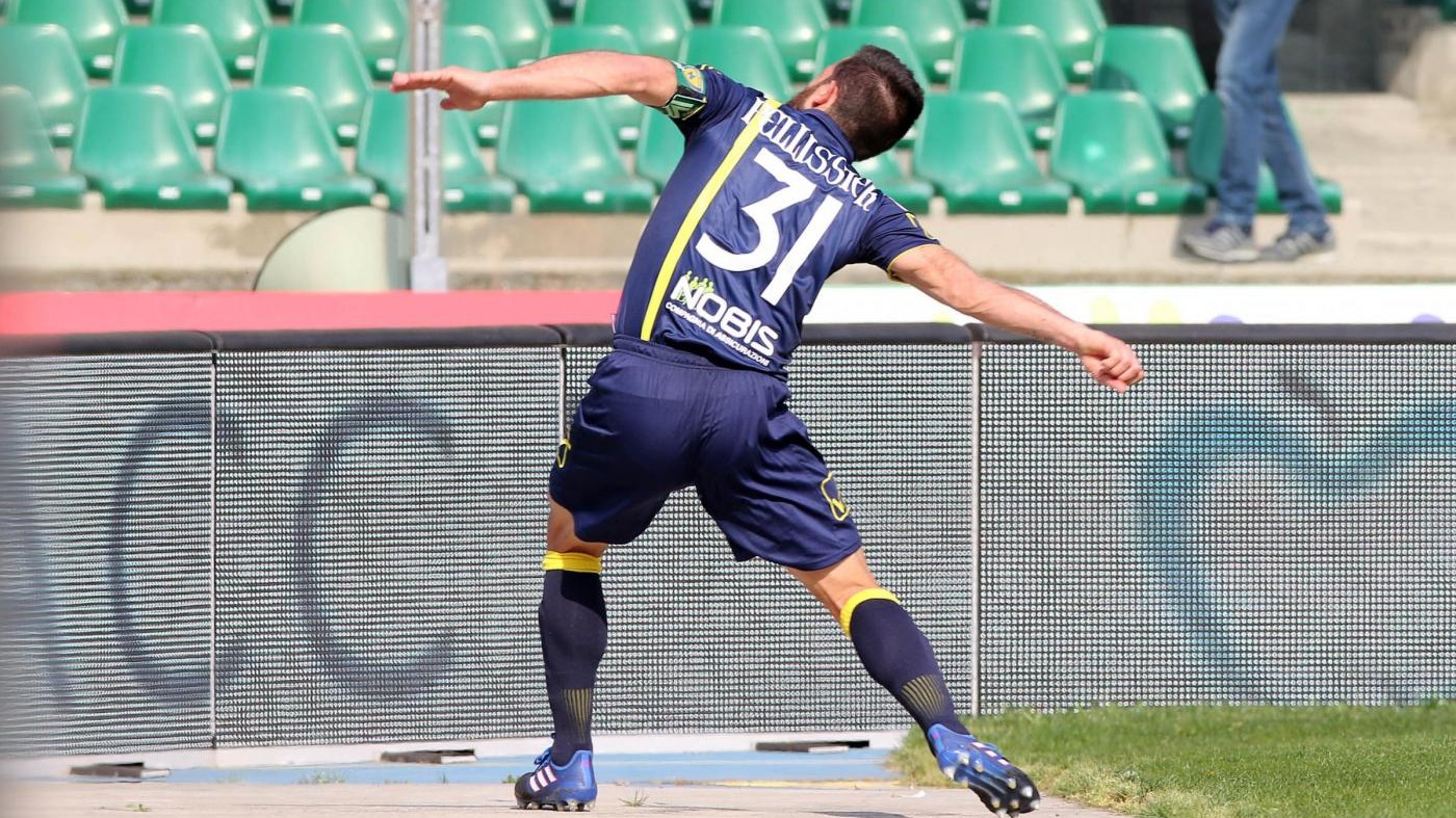 FOTO Serie A, Crotone passa al Bentegodi: Chievo ko 2-1
