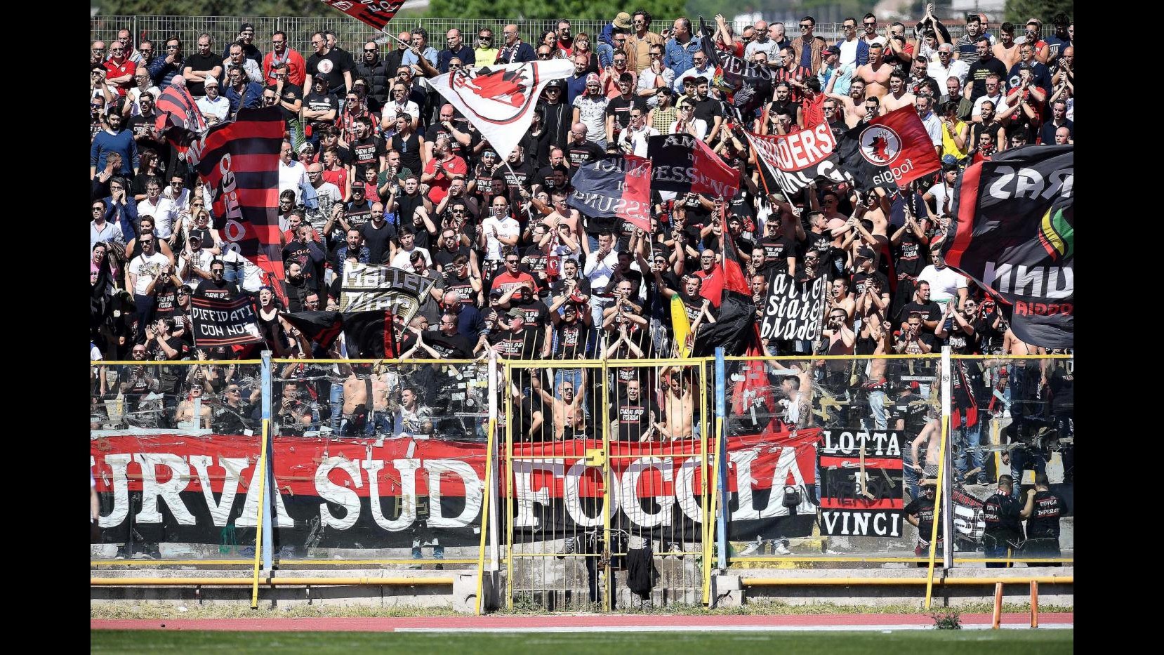 FOTO Lega Pro, tris del Foggia contro la Casertana
