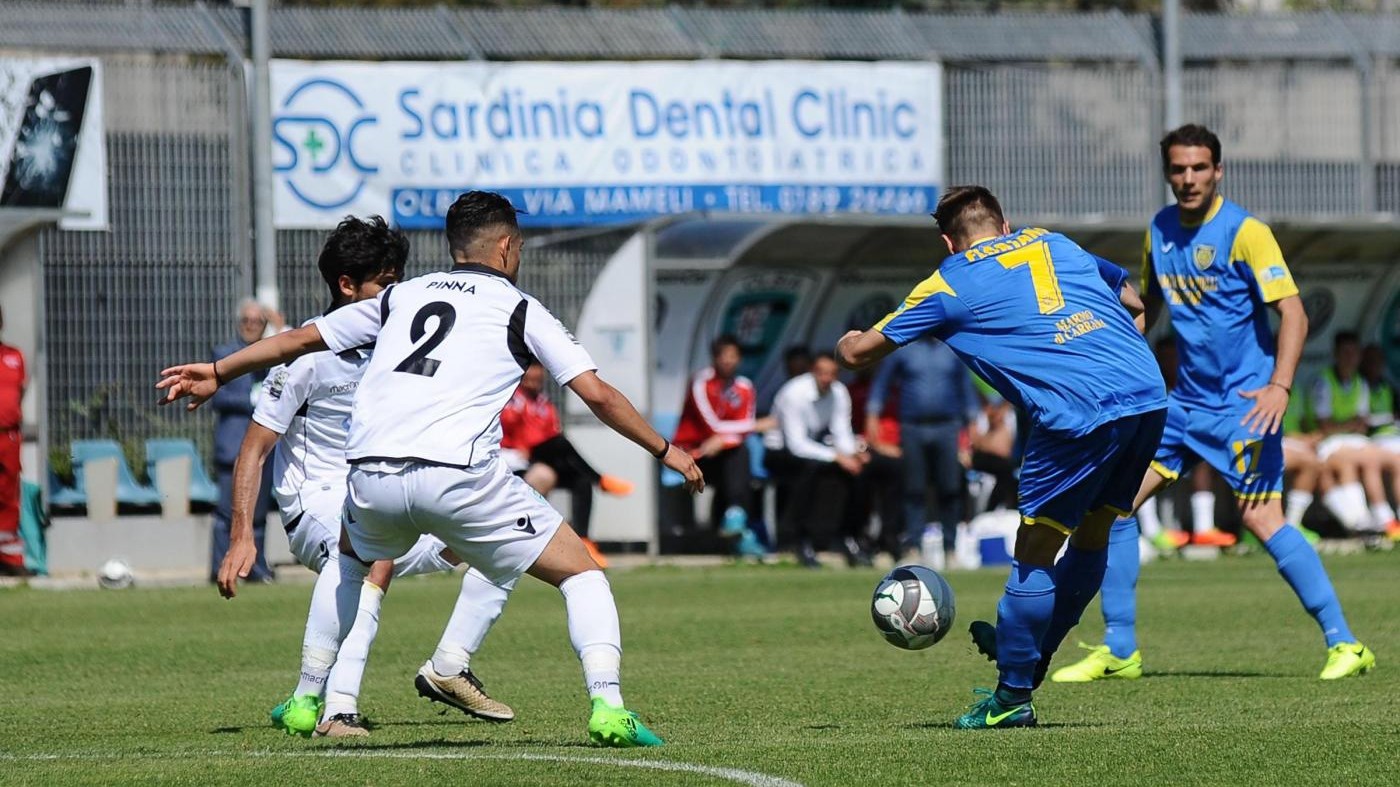 FOTO Lega Pro, Olbia-Carrarese termina 1-1