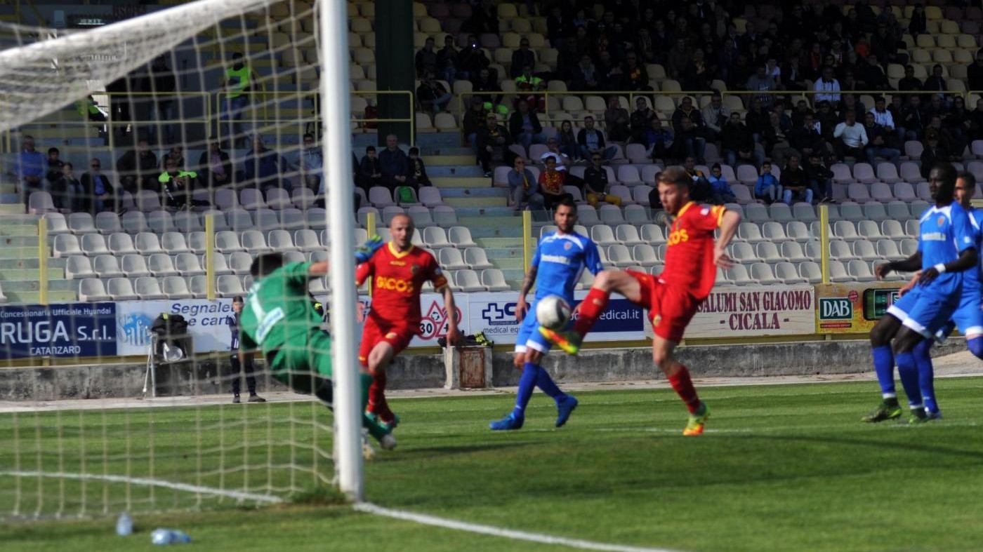 FOTO LegaPro, il Catanzaro regola 1-0 il Siracusa