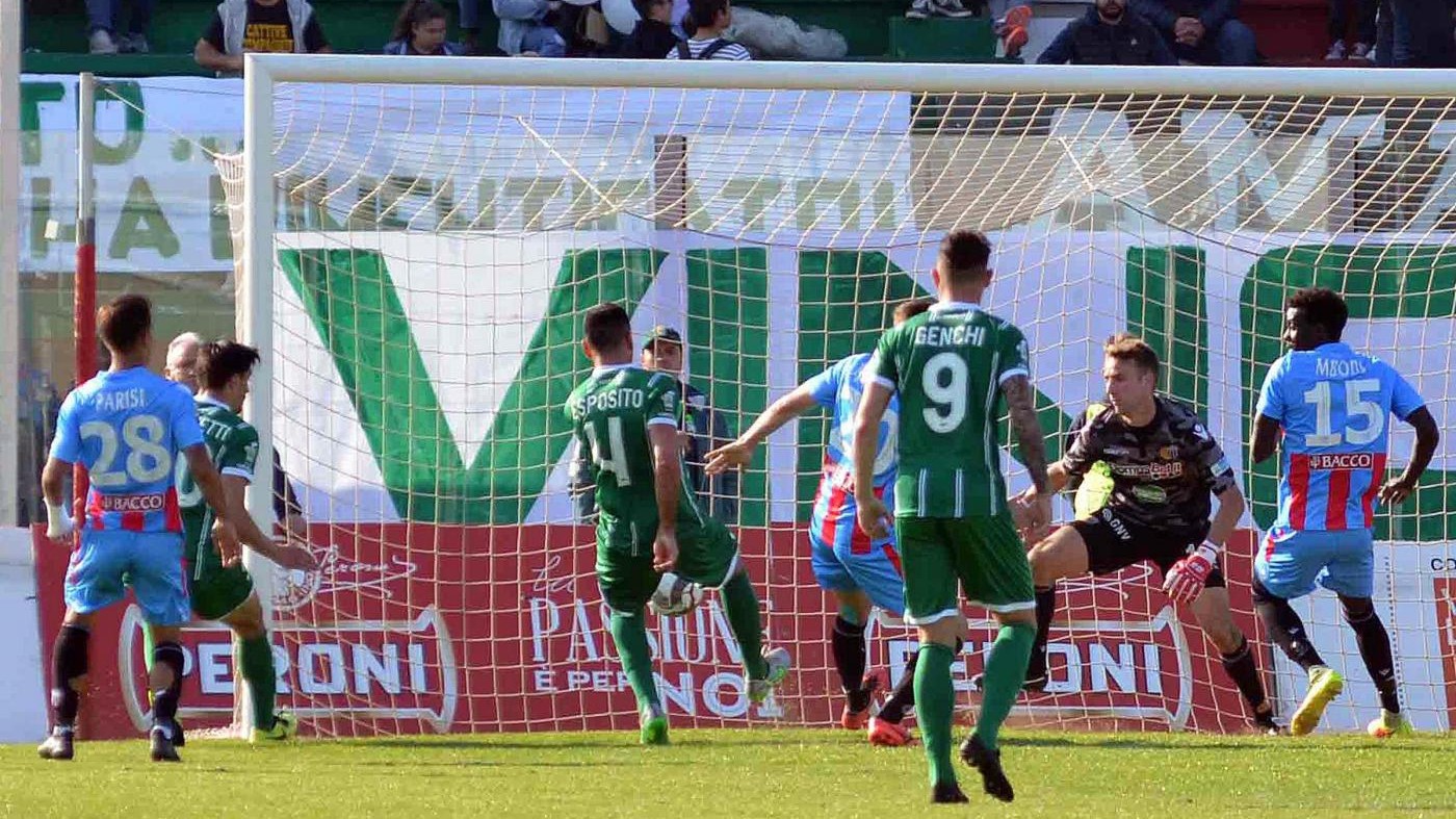 FOTO Lega Pro, Monopoli-Catania 3-0