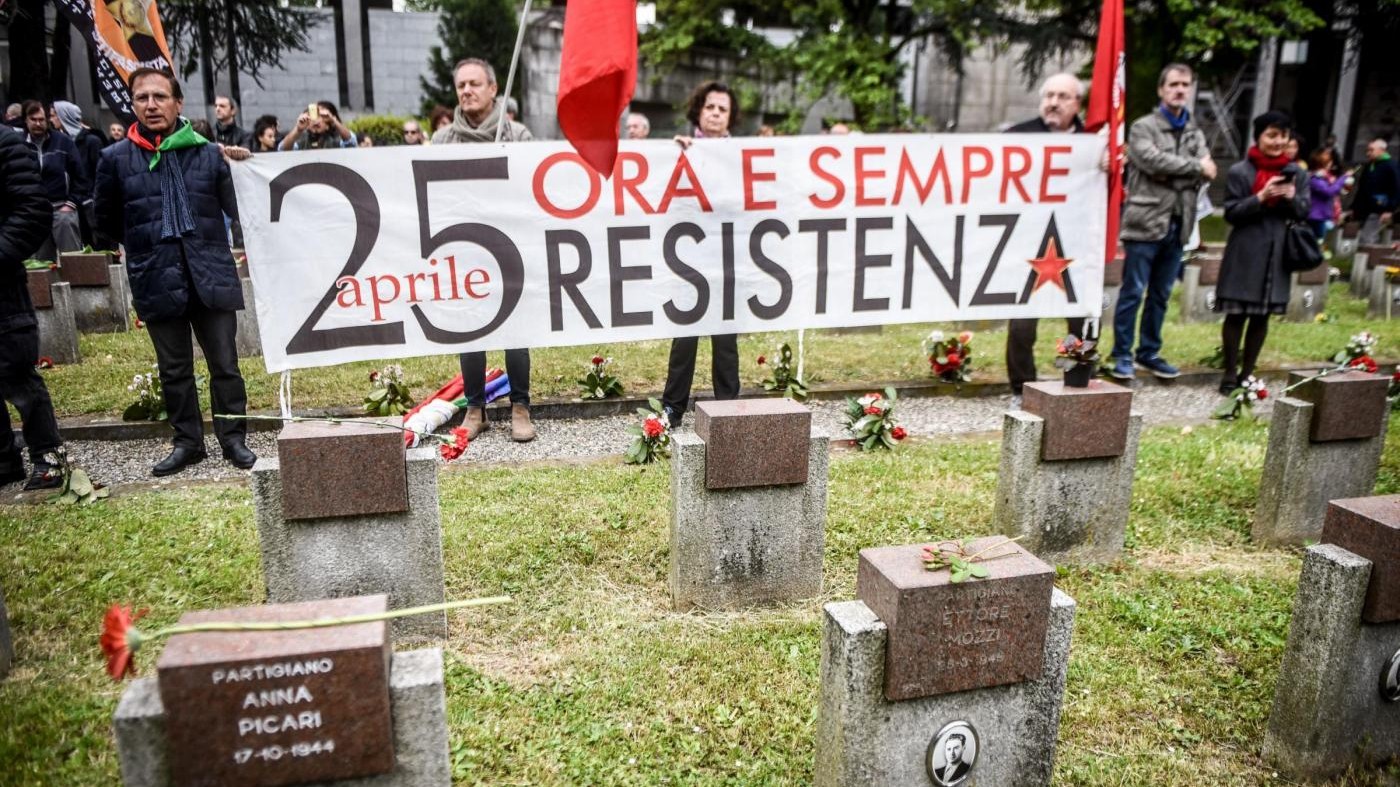 FOTO 25 Aprile a Milano tra memoria e tensioni