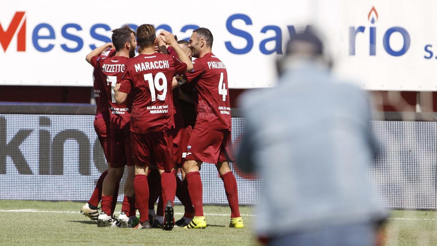 FOTO Serie B, successo salvezza per il Trapani: 2-0 all’Entella