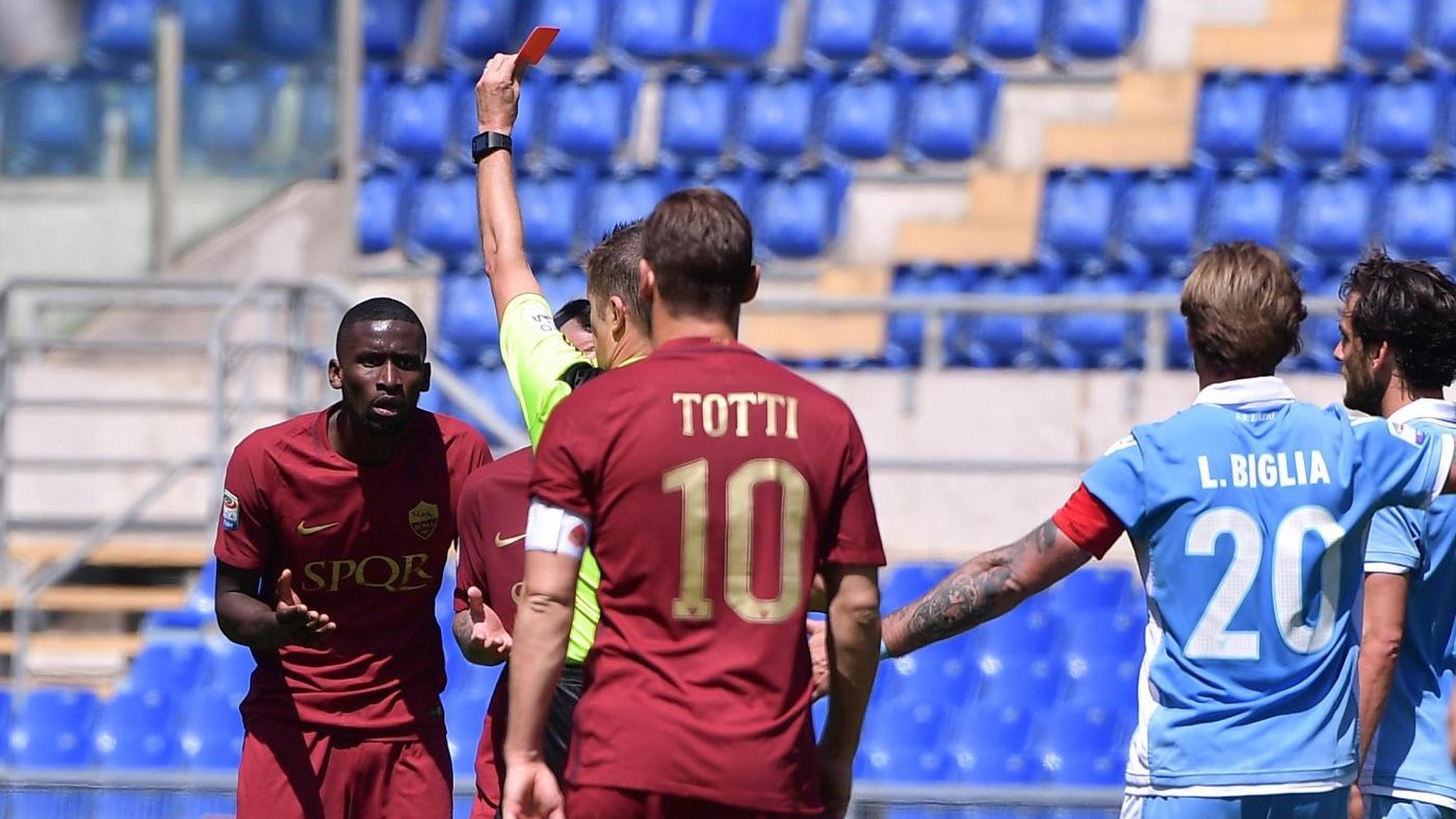FOTO Serie A, la Lazio vola nel derby: Roma sconfitta 3-1