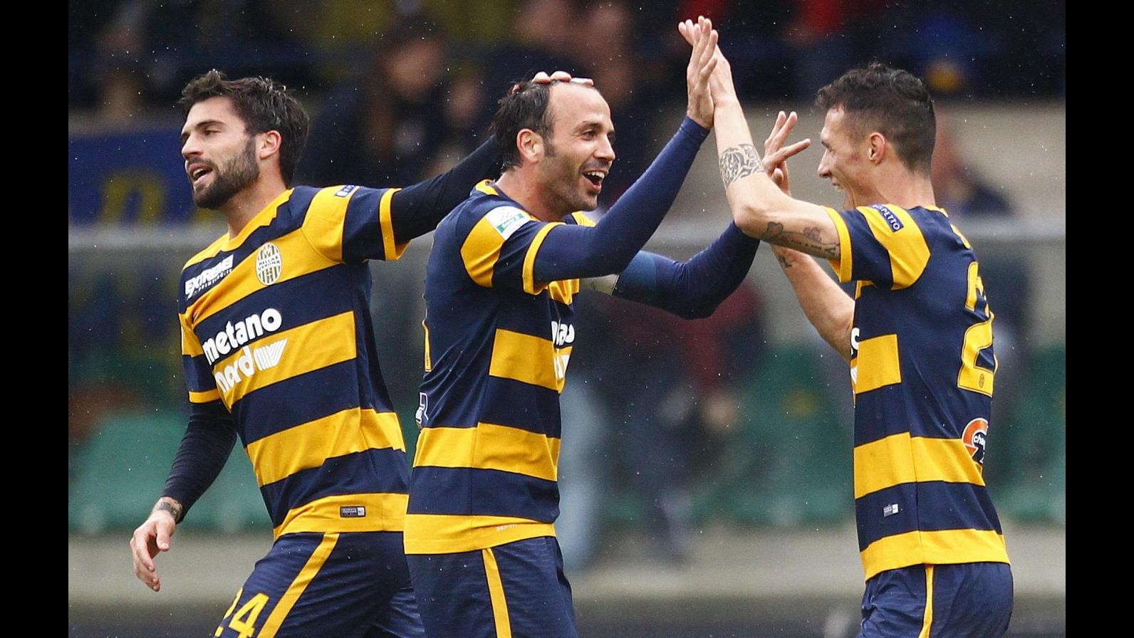 FOTO Serie B, il Verona la spunta nel derby con il Vicenza: 3-2