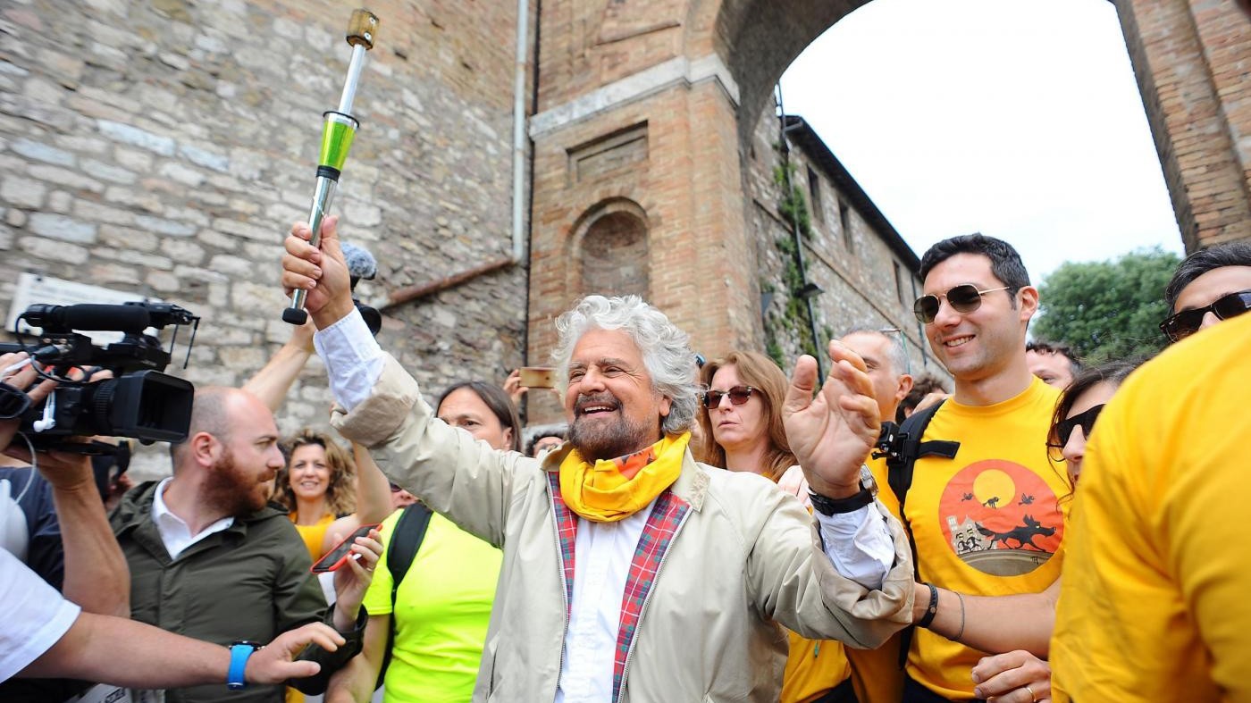 Reddito di cittadinanza, Grillo: Noi siamo i francescani di oggi /FOTO