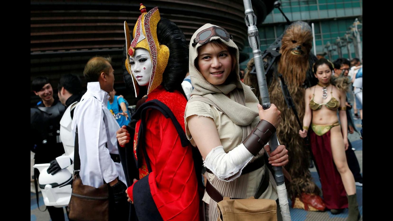 FOTO Star Wars Day, fan impazziti a Taipei