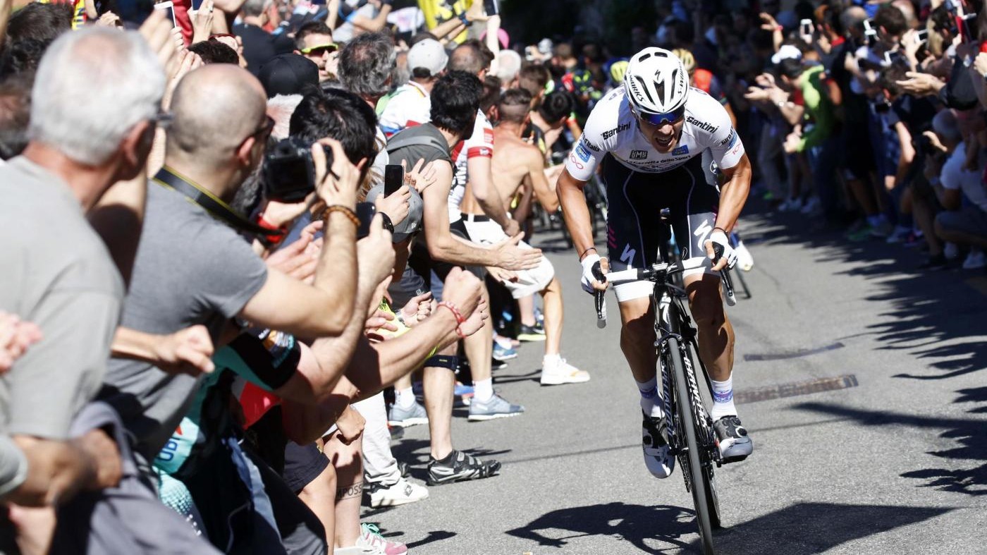 Giro d’Italia, Jungels vince 15/a tappa: Dumoulin resta in rosa