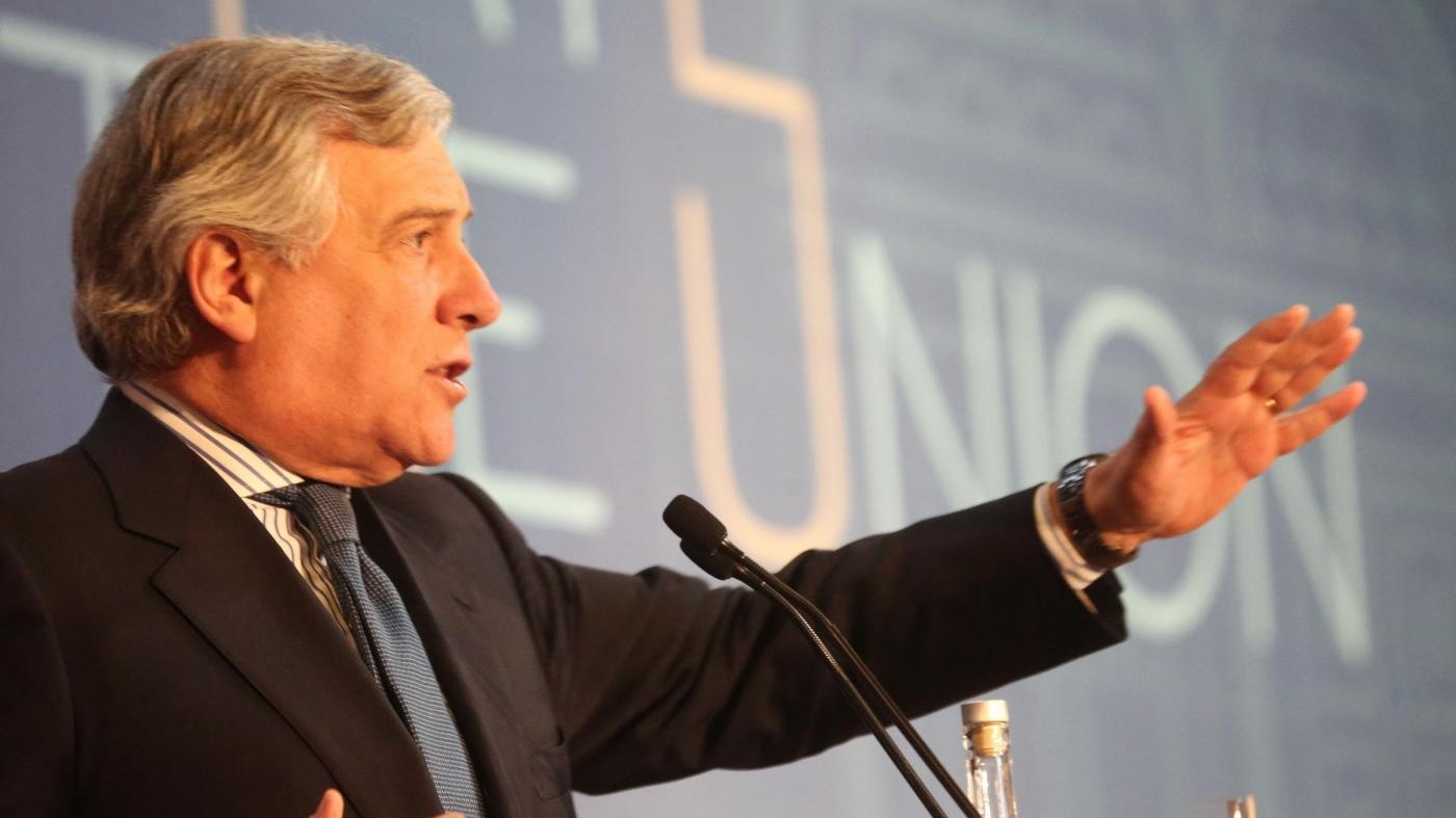 Migranti, Tajani: No a ‘shopping’ dell’asilo, richiesta sia europea