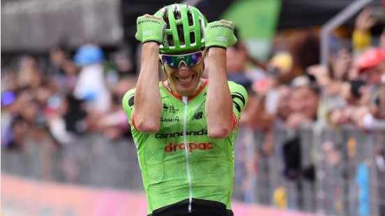 Giro d’Italia, Rolland vince 17° tappa. Dumoulin resta in rosa