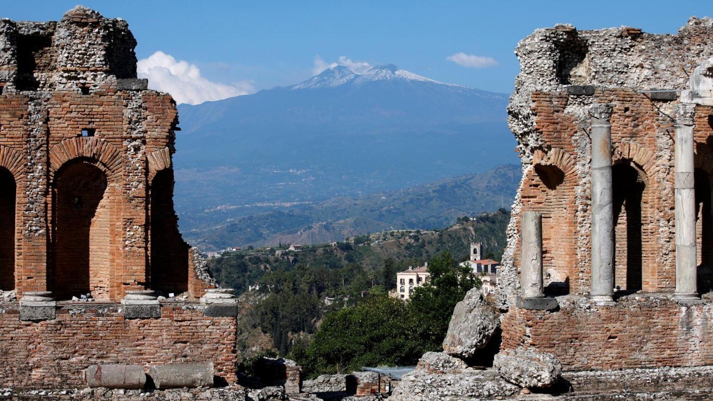 Il G7 delle first lady: volo sull’Etna, gambero di Mazara e ‘coffe’ siciliane
