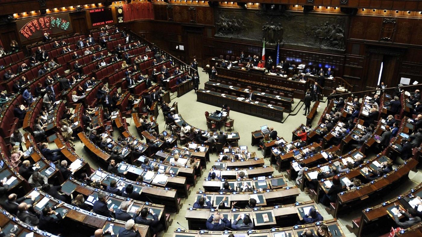 Verso addio ai vitalizi: contributivo anche per i parlamentari