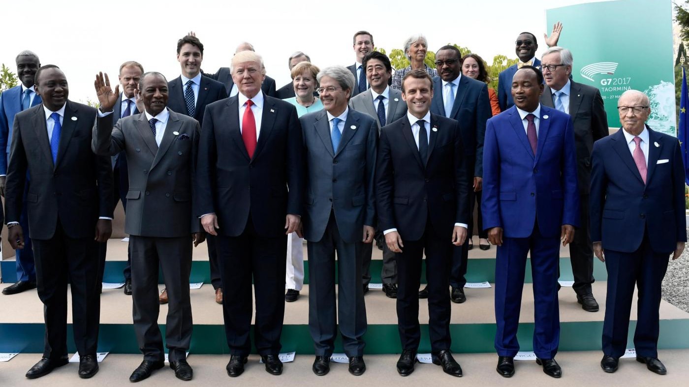 G7, nulla di fatto su clima. Scontri trai contestatori