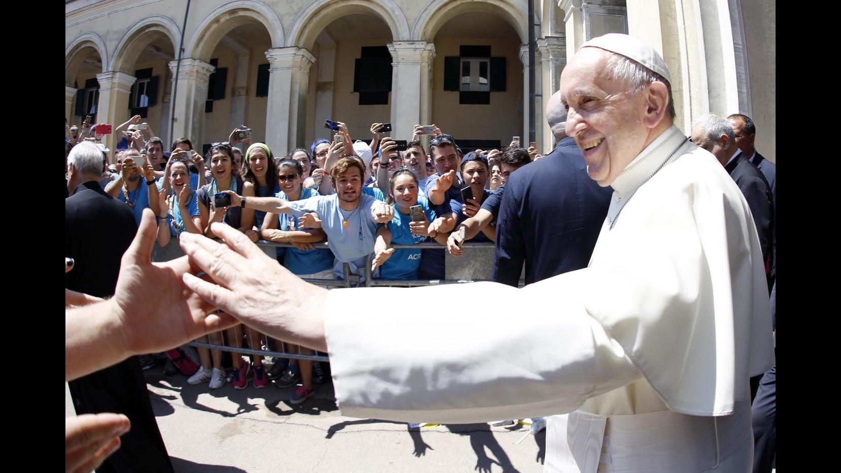 FOTO Papa Francesco in visita a Genova