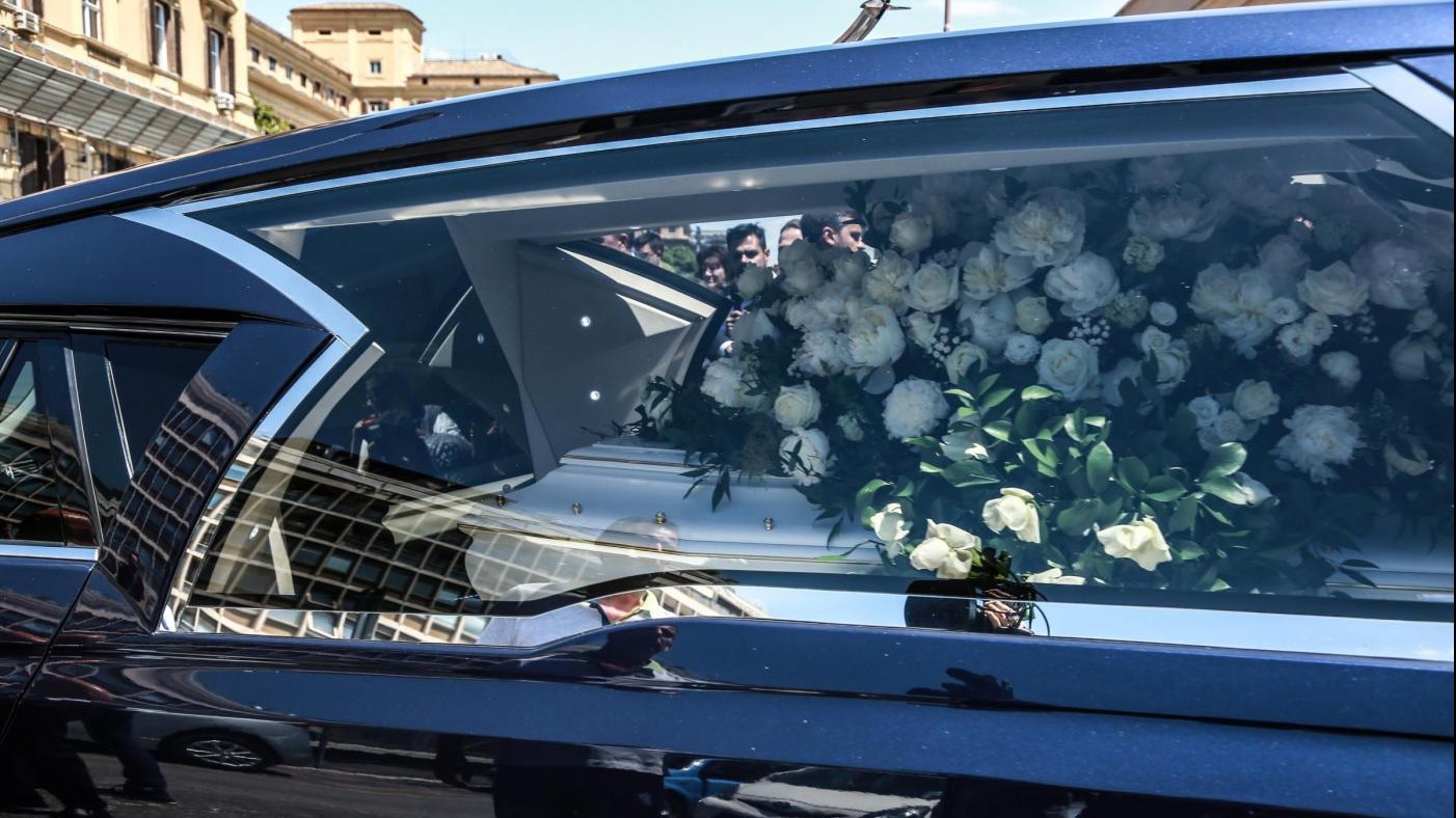 FOTO I funerali della stilista Laura Biagiotti