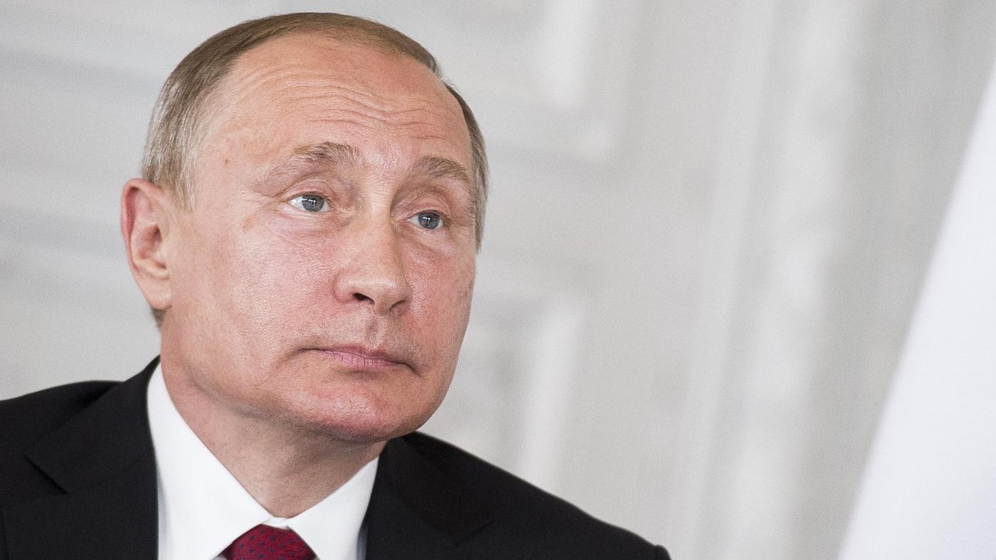 Il Cremlino: Putin attribuisce grande valore a accordi Parigi