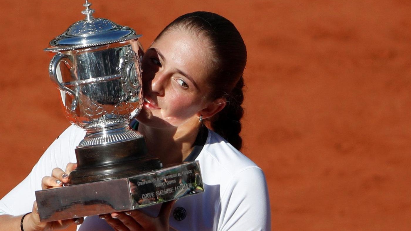 FOTO La 20enne Ostapenko vince il Roland Garros femminile