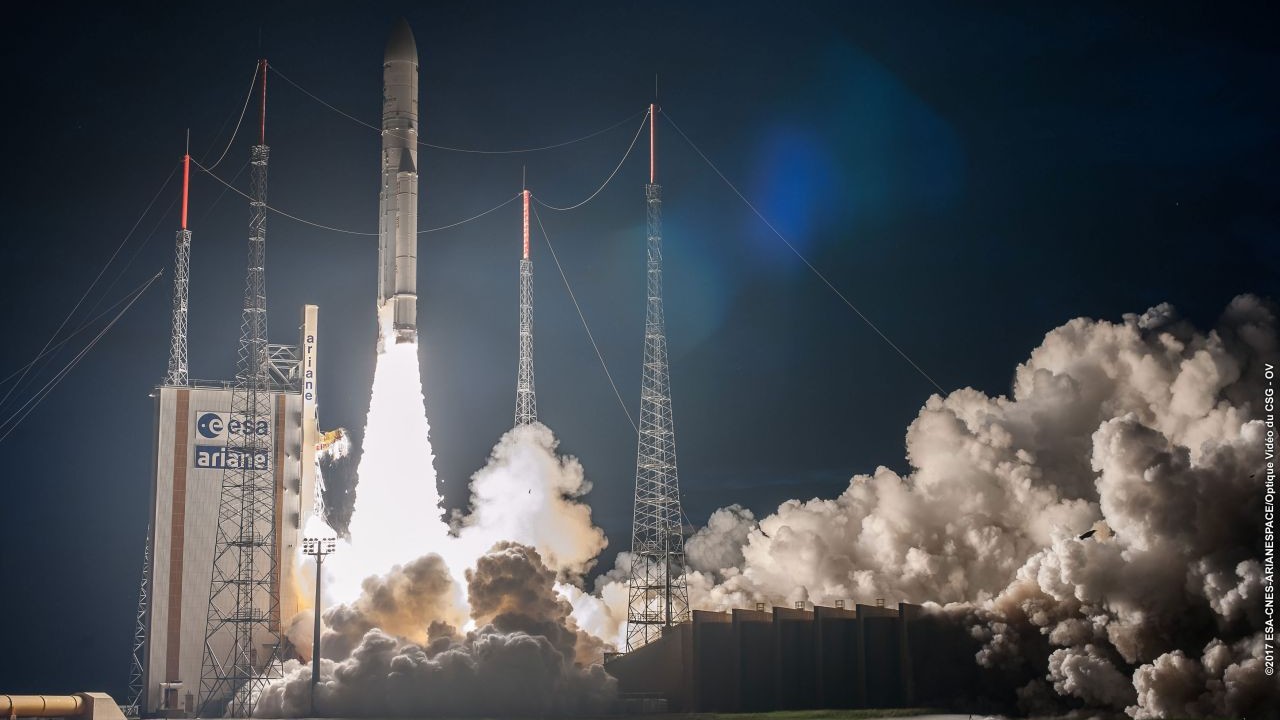 Altro successo per Ariane 5: in orbita 2 satelliti per TLC e Internet veloce