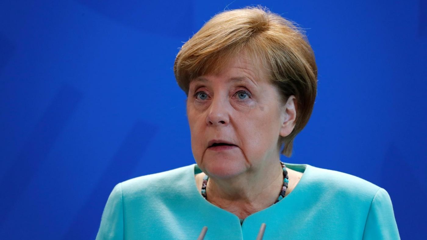 Merkel: Accordo di Parigi sul clima storico, non si torna indietro