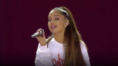 Manchester, Ariana Grande e Co. live contro il terrorismo
