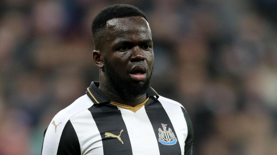 Malore in allenamento: morto in Cina l’ex Newcastle Tiote