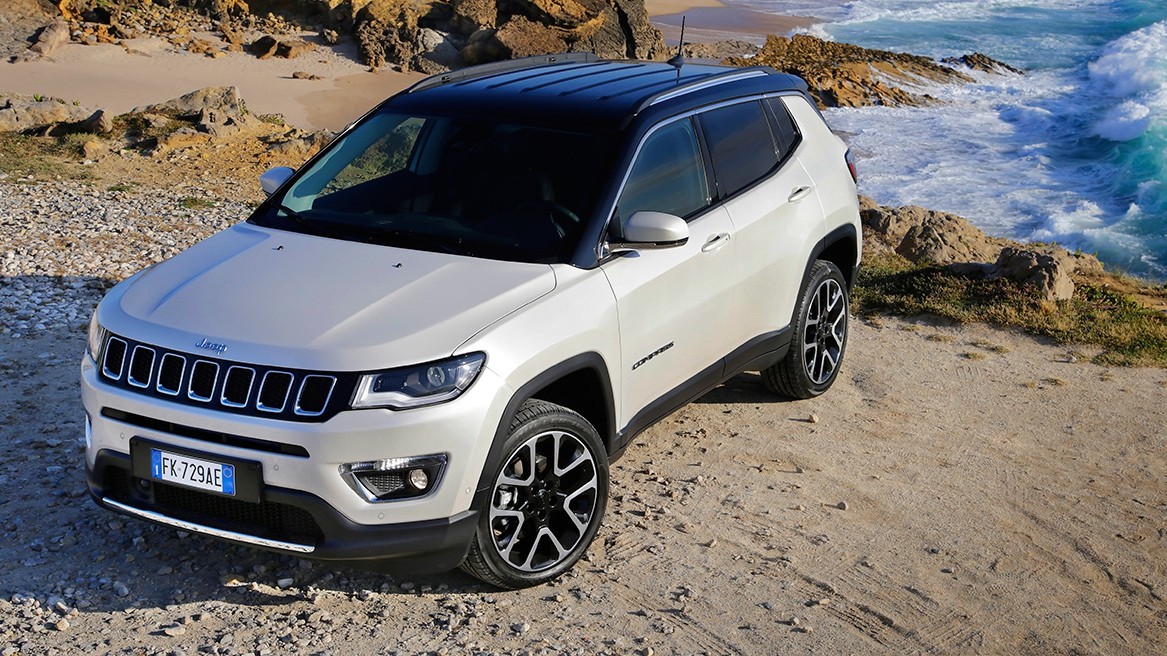 Jeep, la nuova Compass al debutto stradale