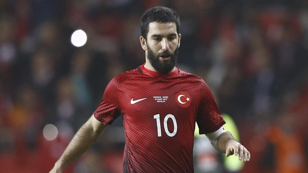 Arda Turan escluso da nazionale turca dopo lite con un giornalista