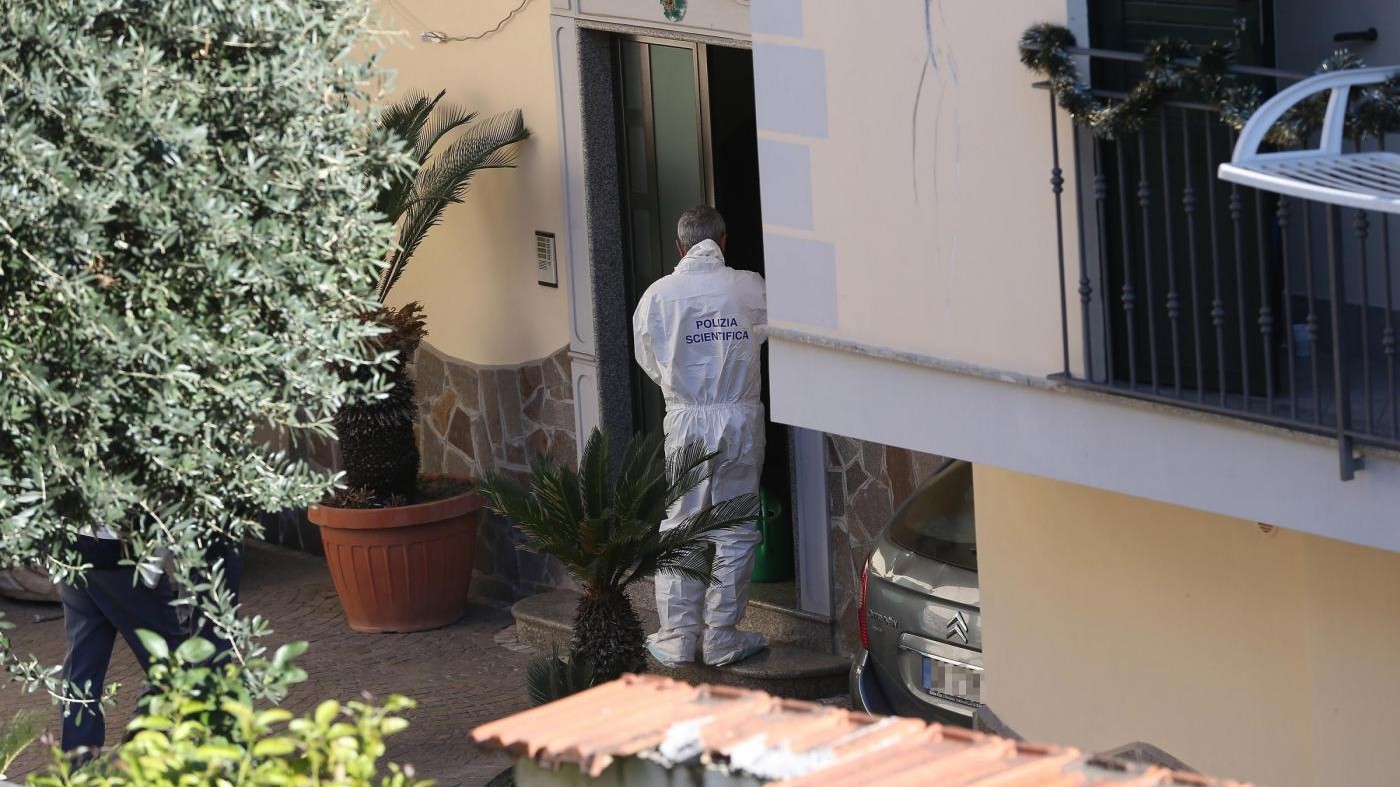 Partorisce a casa e nasconde il neonato nel freezer: bimbo morto