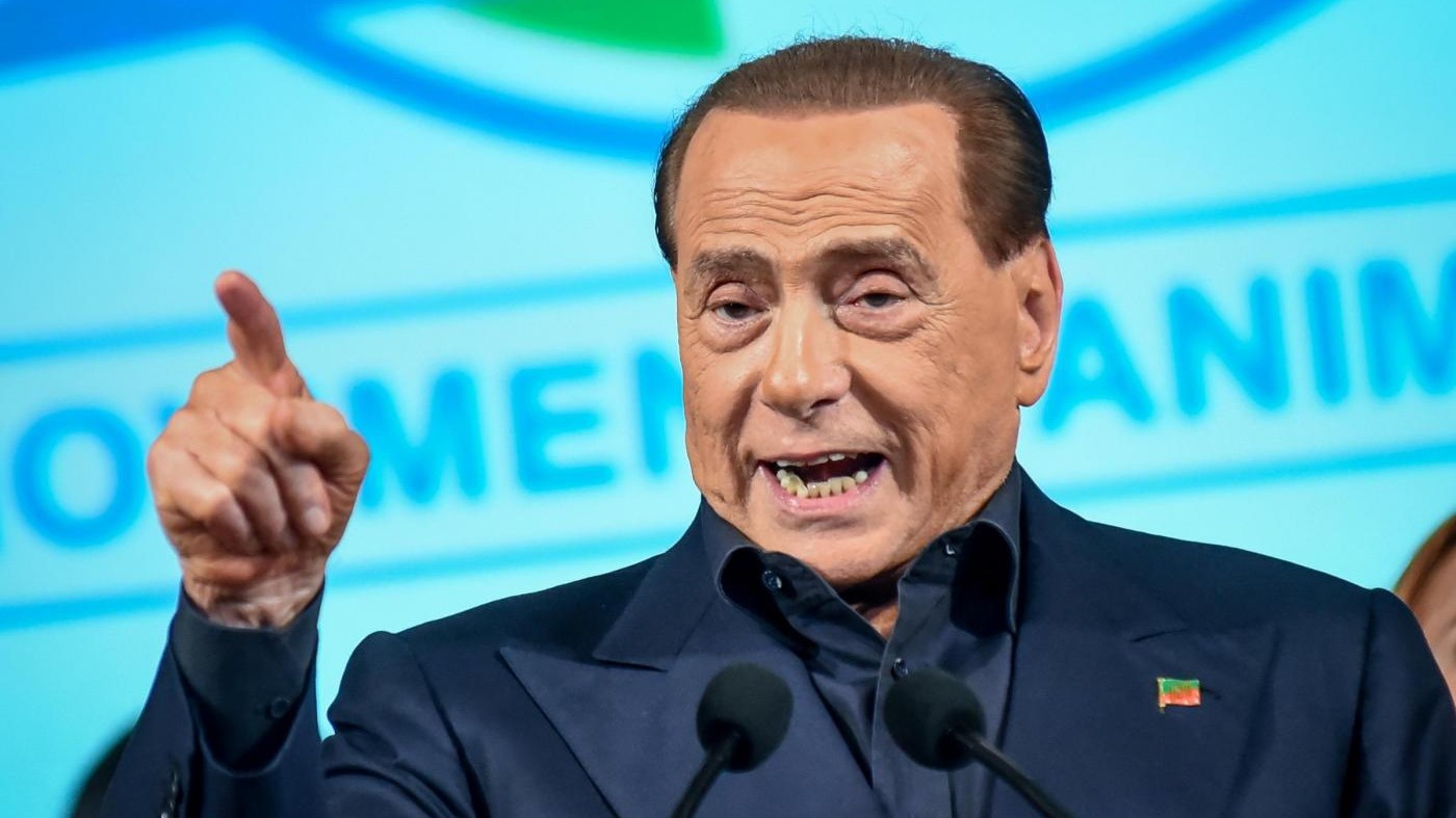 Berlusconi a ‘Quinta Colonna’: Aiuterò io Emmanuel Mariani