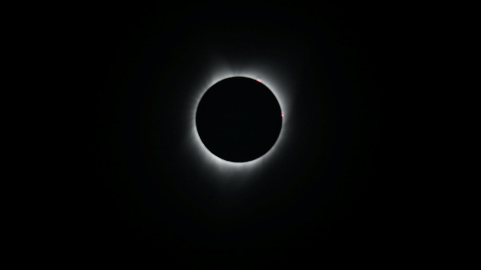 Eclissi totale di sole: ecco lo spettacolo visto negli Usa