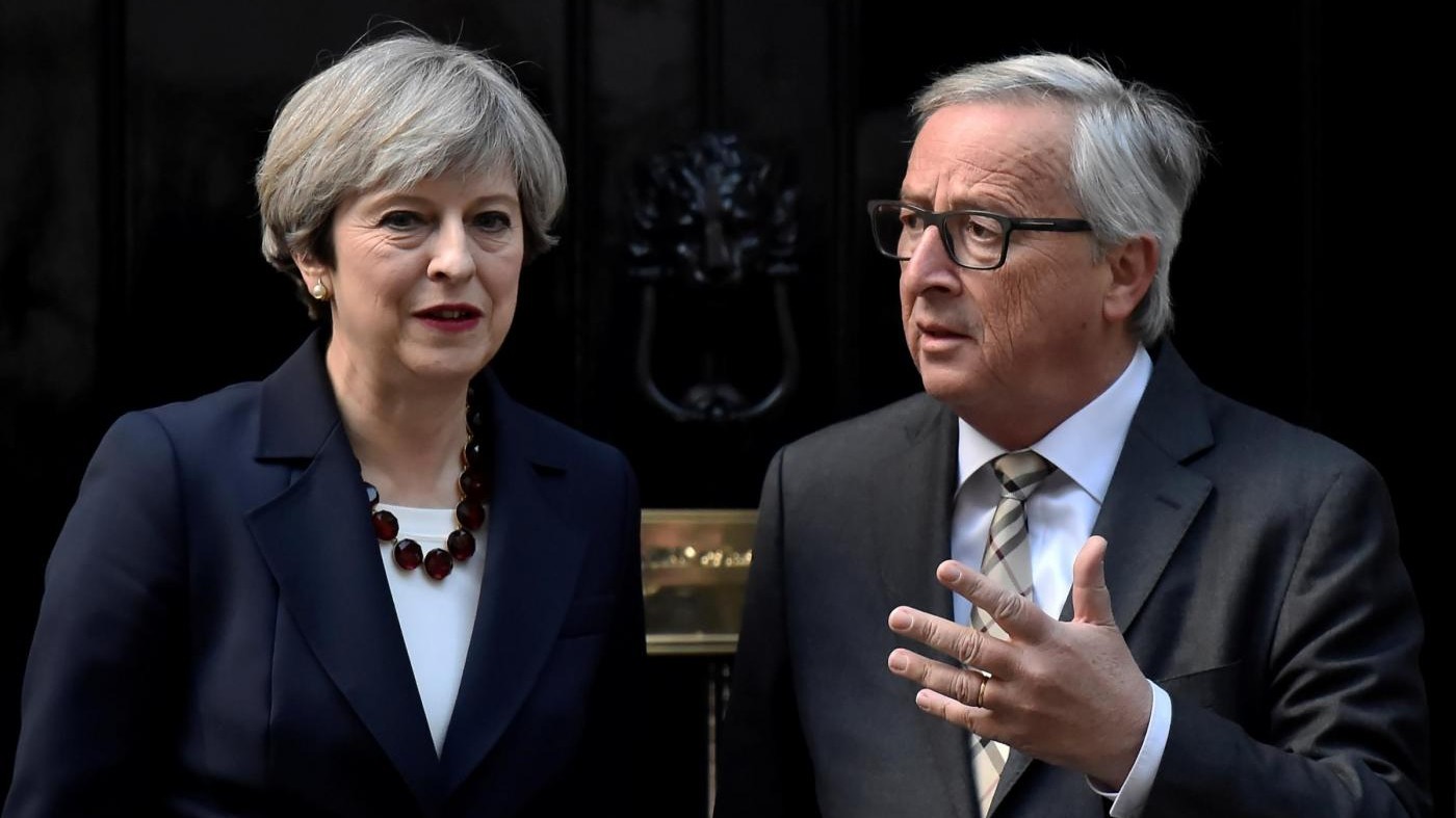 Brexit, Juncker: Proposta May primo passo ma non sufficiente