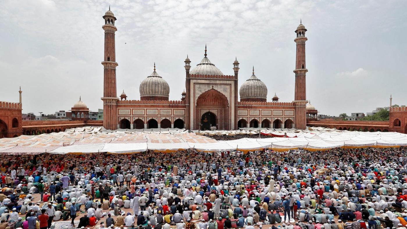 La Mecca, sventato attentato suicida alla Grande Moschea