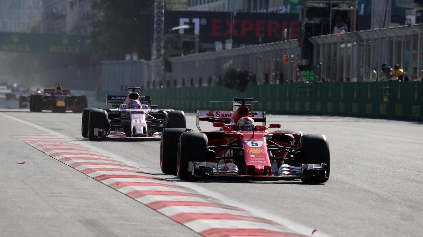 F1, Vettel attacca Hamilton: Manovra pericolosa, non si fa così