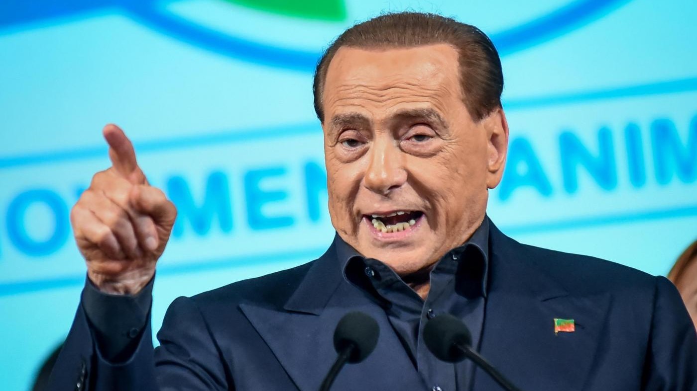 Vince centrodestra, Berlusconi: Pronto a nuove responsabilità
