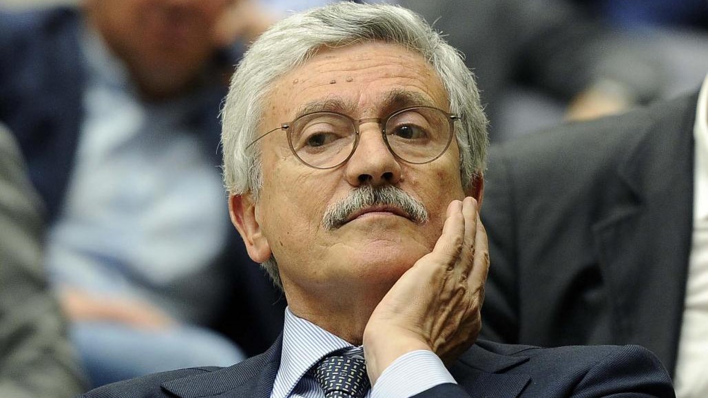 D’Alema bocciato: non è più vertice associazione fondazioni socialiste Ue