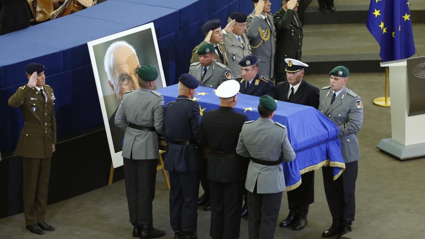 L’Europa ricorda Kohl: i funerali dell’ex cancelliere a Strasburgo