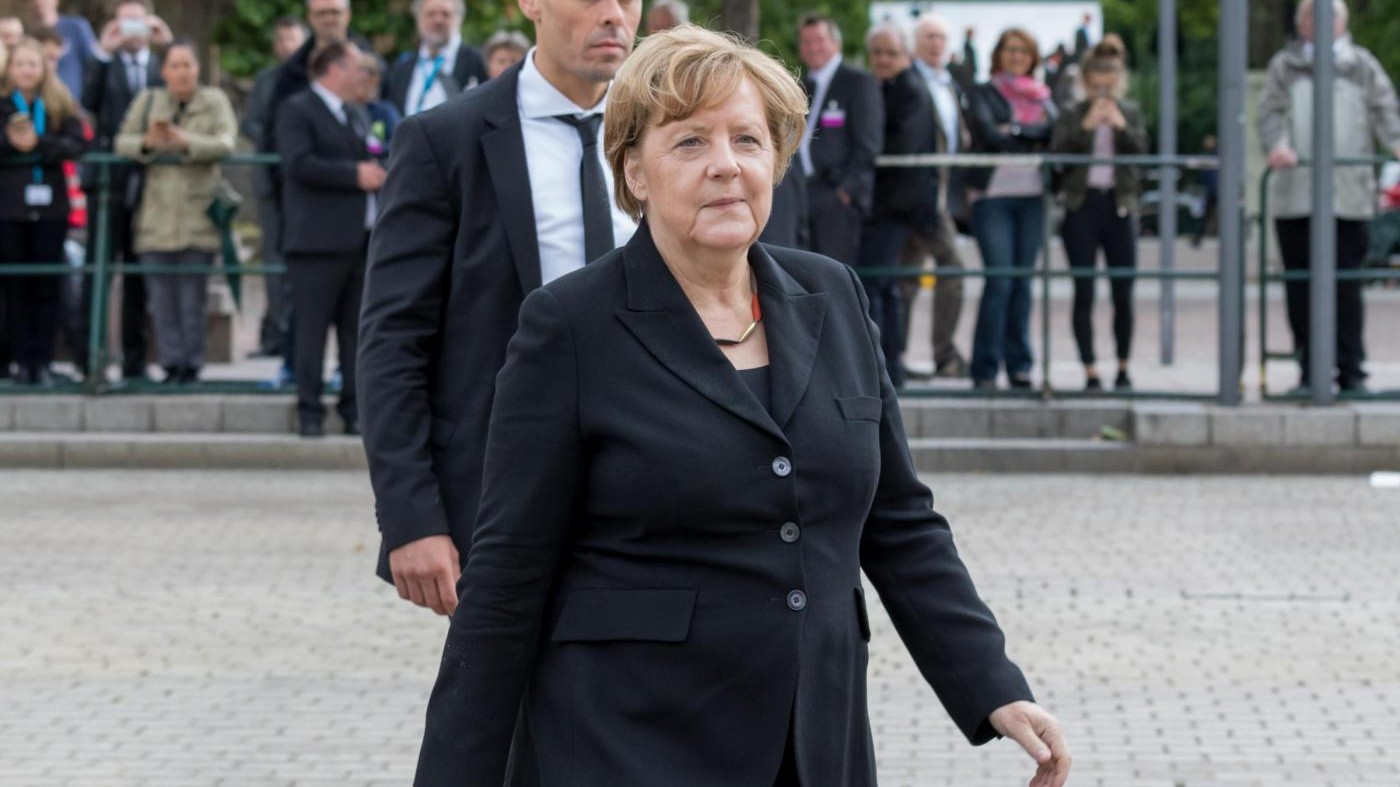 Germania, Merkel vuole raggiungere la piena occupazione entro 2025