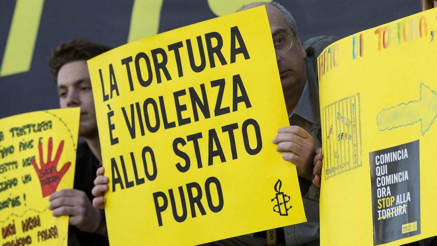 Tortura, Amnesty: Non è buona legge, è carente, confusa e restrittiva