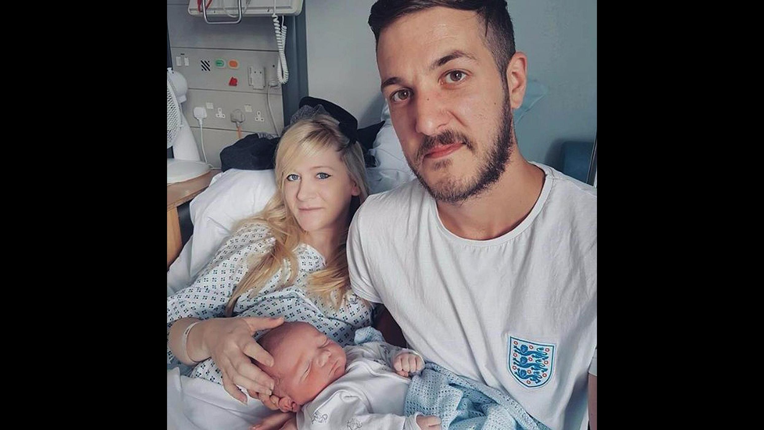 Charlie, Londra chiede nuova udienza per cura sperimentale