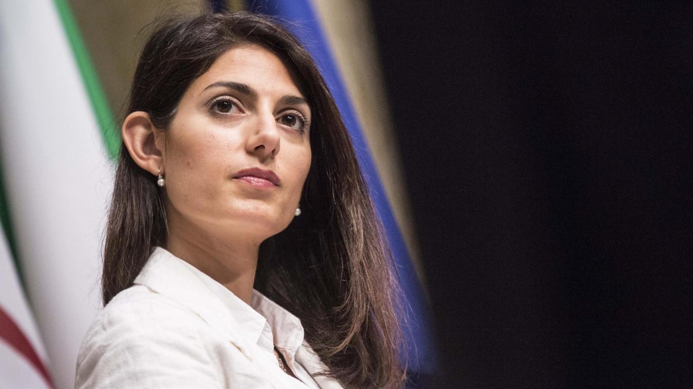 Raggi accelera su chiusura campi Rom e istituisce ufficio ad hoc