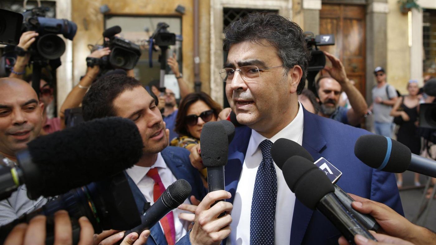 Attacco antisemita a Fiano (Pd). Il post razzista di Corsaro (Fitto)